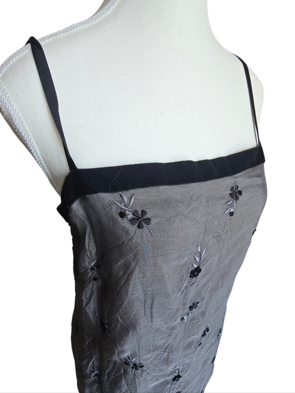 Vintage Ann Taylor Y2K 100% Silk Black Floral Embroidered Velvet Trim Dress 12 - Picture 3 of 9